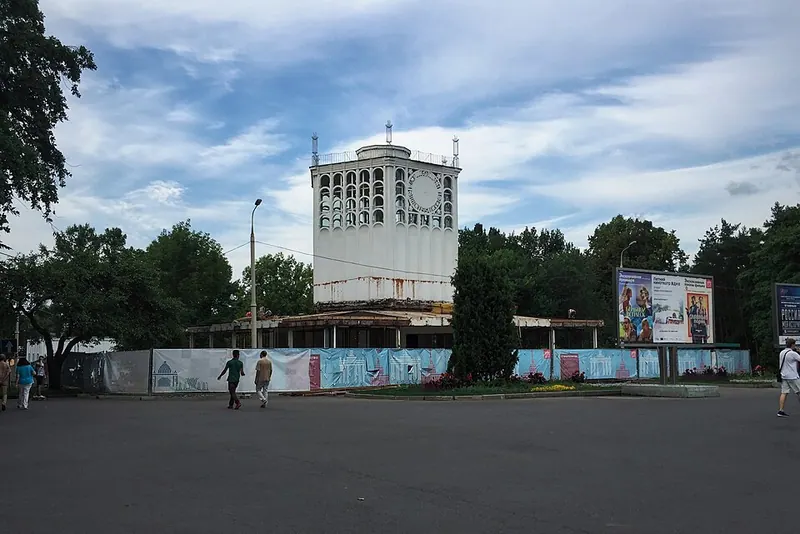 Павильон № 16 «Гидрометеорология» на ВДНХ