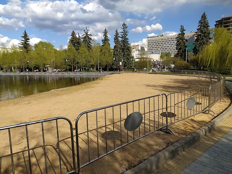 Пионерский пруд (парк Горького)