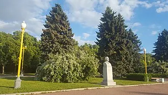 Аллея учёных МГУ — фото 2