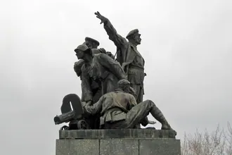 Памятник героям обороны Красного Царицына — фото 2