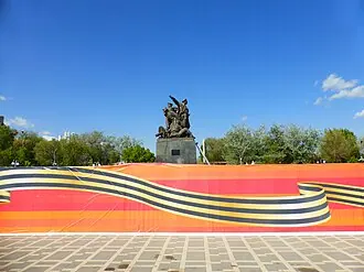Памятник героям обороны Красного Царицына — фото 4