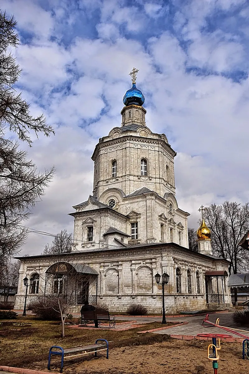 Храм Успения Пресвятой Богородицы в Таболове