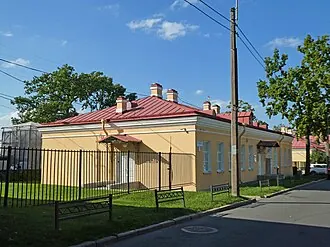 Кавалерские дома (Петергоф)