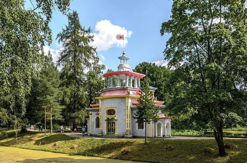 Скрипучая беседка