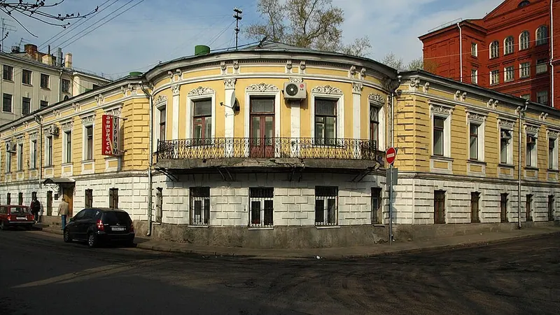 Городская усадьба Венедиктовых — Шнаубертов — Моносзона