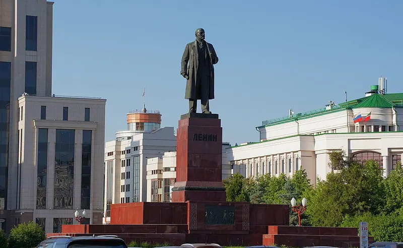 Памятник Ленину (Казань)