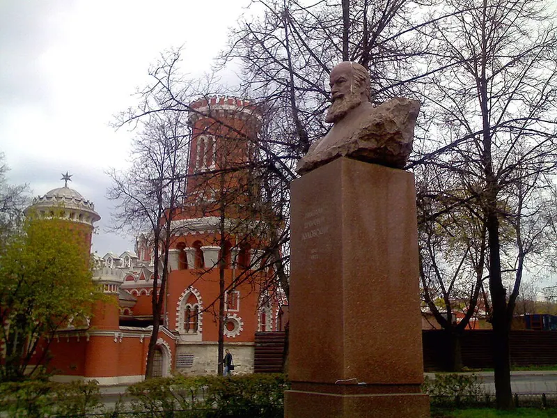Памятник Николаю Жуковскому (Москва)