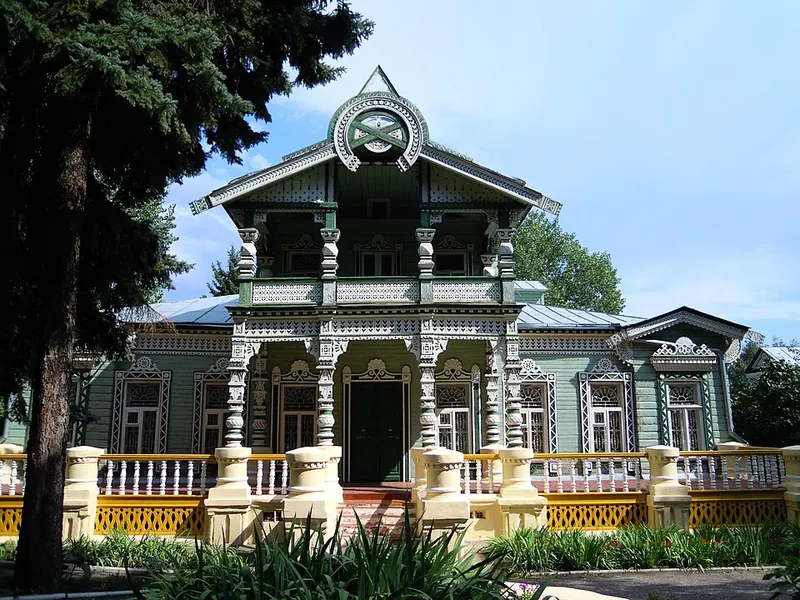 Памятник Л. А. Загоскину (Пенза)