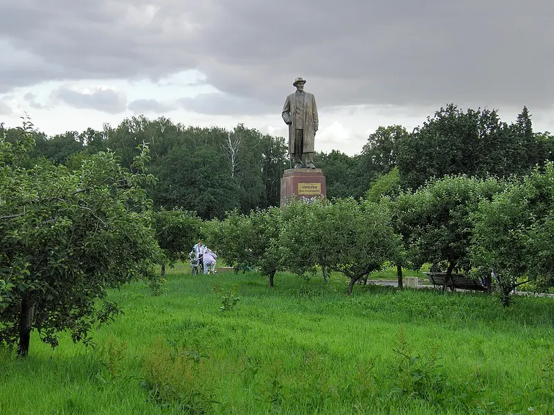 Памятник Мичурину (Москва)