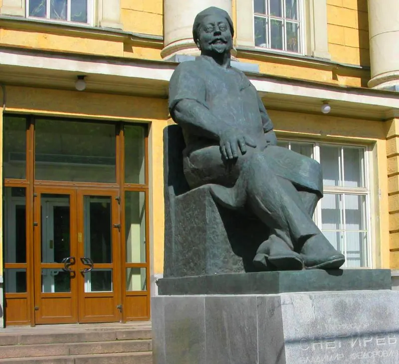 Памятник Владимиру Снегирёву