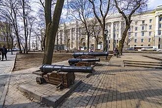 Петровский сквер — фото 4