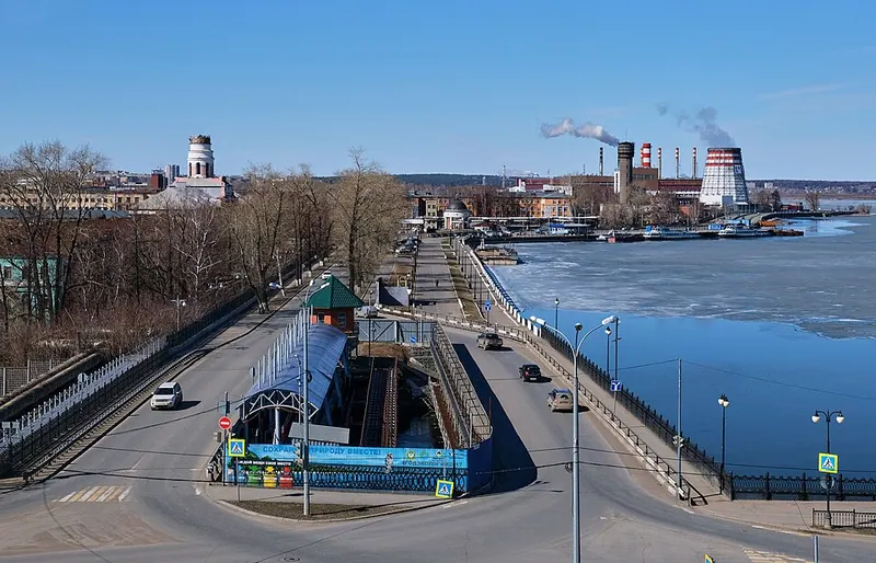 Плотина Ижевского оружейного завода