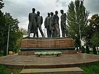 Памятник борцам за Советскую власть в Дагестане