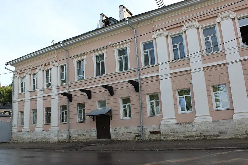 Дом Ненюковых
