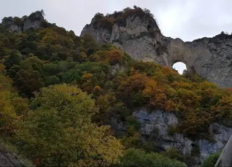 Галанчожская природная арка
