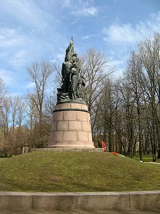 Памятник героям Краснодона (Санкт-Петербург) — фото 2