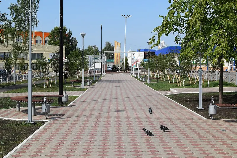 Памятник труженикам тыла и детям войны (Менделеевск)