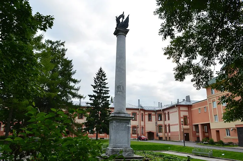 Крымская колонна