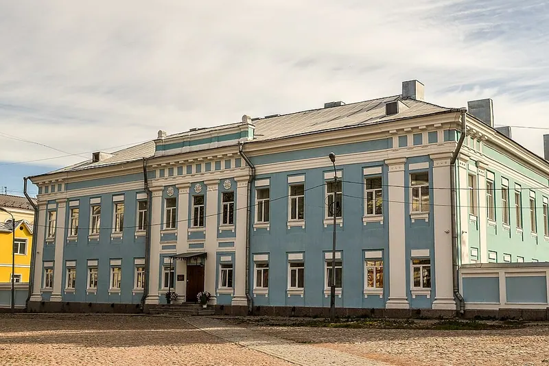 Дворец наместника (Выборг)