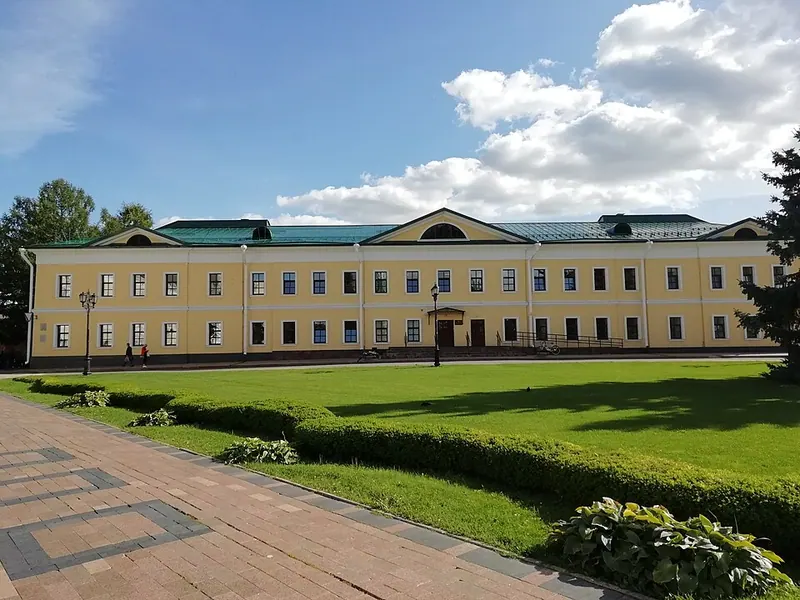 Казарма гарнизонного батальона (корпус 10)