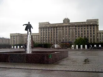Памятник В. И. Ленину на Московской площади — фото 2