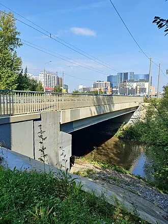 Гранитный мост