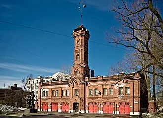 Памятник героям-пожарным Ленинграда — фото 3