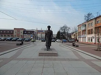 Памятник Юрию Гагарину (Брянск)