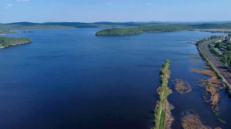 Верх-Нейвинское водохранилище