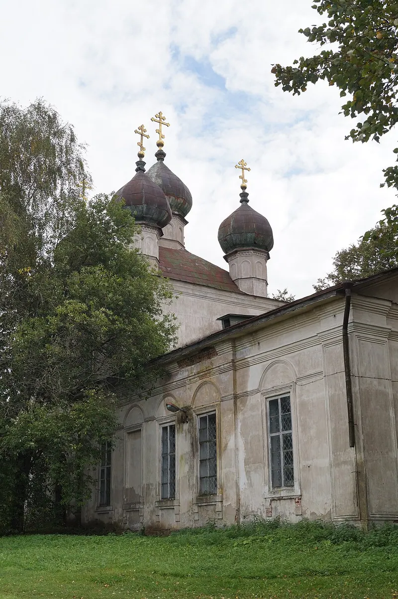 Богоявленская церковь (Калязин)