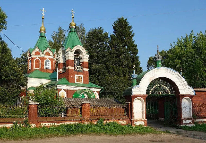 Введенская церковь (Калязин)