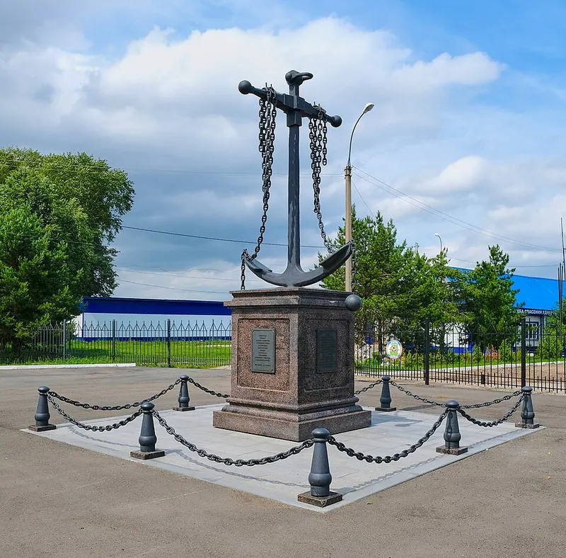 Якорь (памятник, Воткинск)
