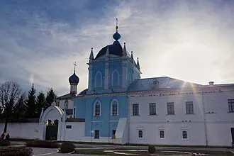 Церковь Покрова Пресвятой Богородицы Ново-Голутвина монастыря