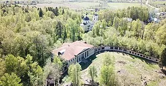 Парк в селе Подъячево