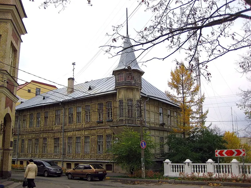 Дом Волкова (Ломоносов)