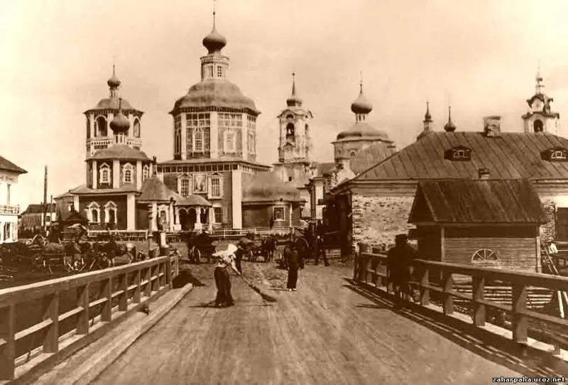 Воскресенский храм (Торопец)