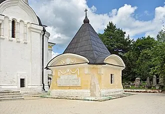 Часовня-усыпальница Успенского монастыря — фото 4
