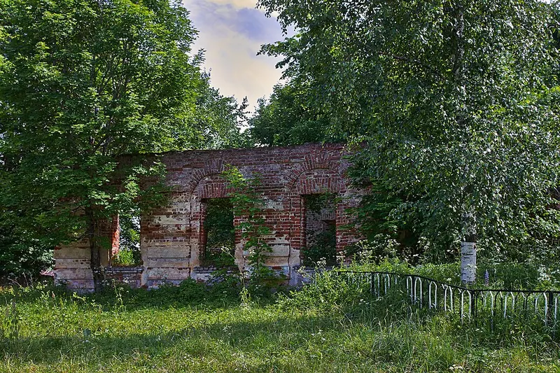 Никольский храм (Наговье)