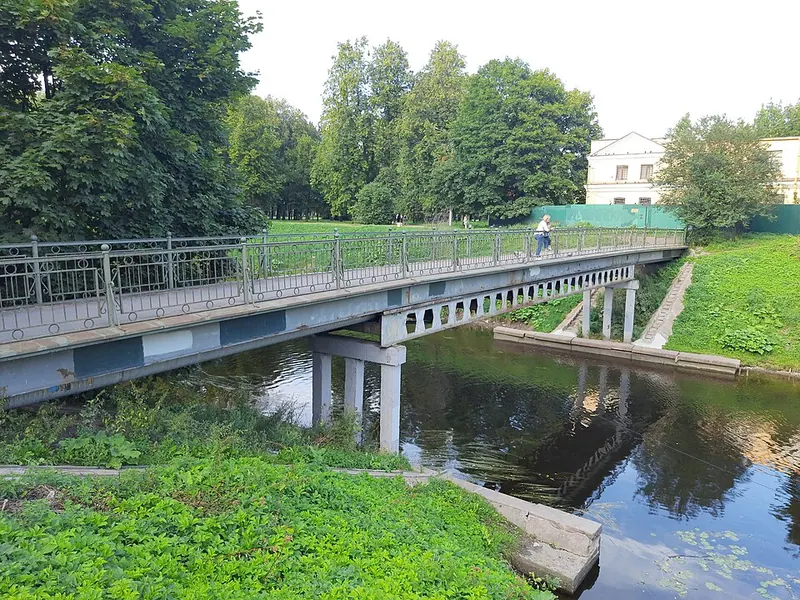 Митрополичий мост