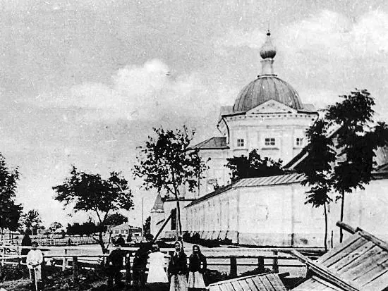 Тихвинский храм (Осташков)