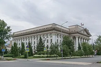 Здание обкома (Тюмень) — фото 2