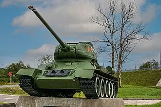Памятник танку Т-34 (Тверь)