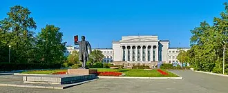 Памятник С. М. Кирову (Екатеринбург) — фото 4