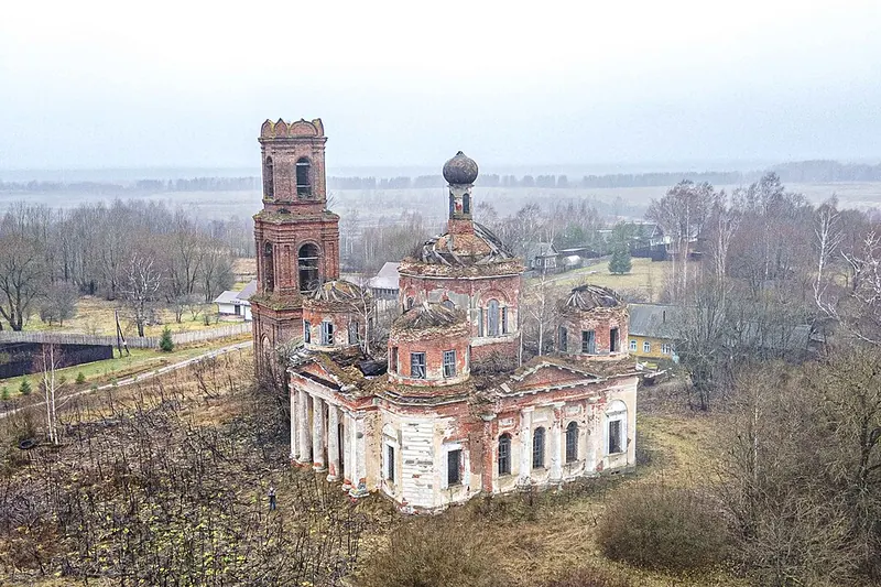 Храм Воскресения Христова (Сулега)