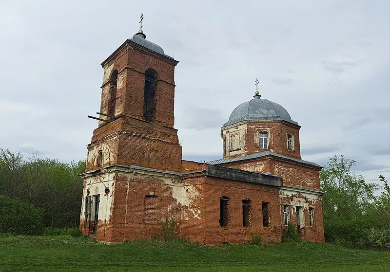 Михайло-Архангельский храм (Топлое)