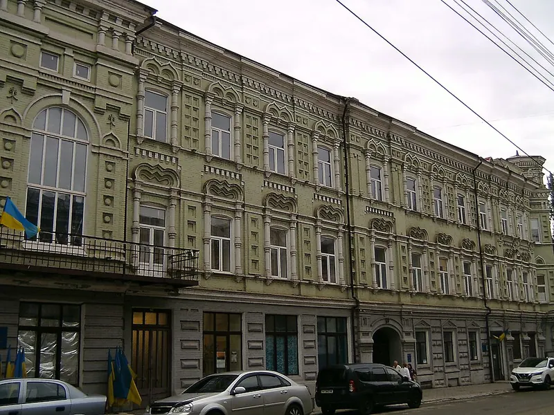 Молодёжный (дворец культуры)