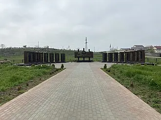 Мемориальный комплекс в Ярыксу-Аух