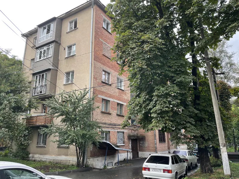 Дом 2 на улице Тхапсаева