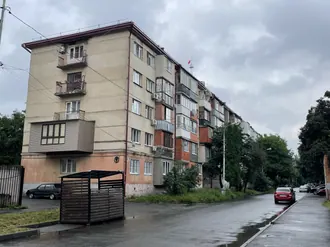 Дом 16 на улице Тхапсаева