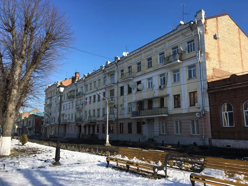 Дом 8 на проспекте Мира/ Дом 12 на улице Максима Горького